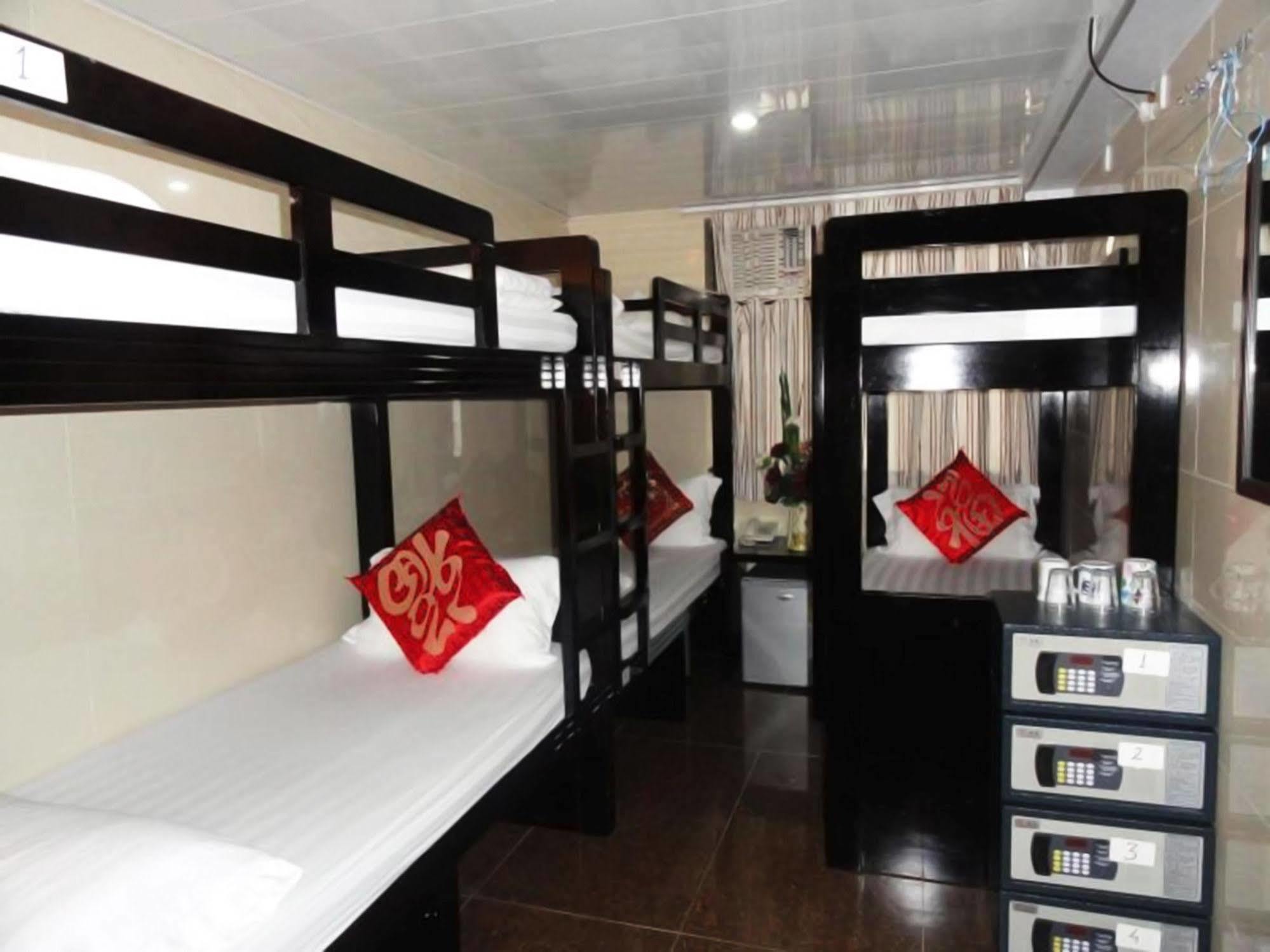 Budget Hostel Block D 10Th Floor Hong Kong Esterno foto
